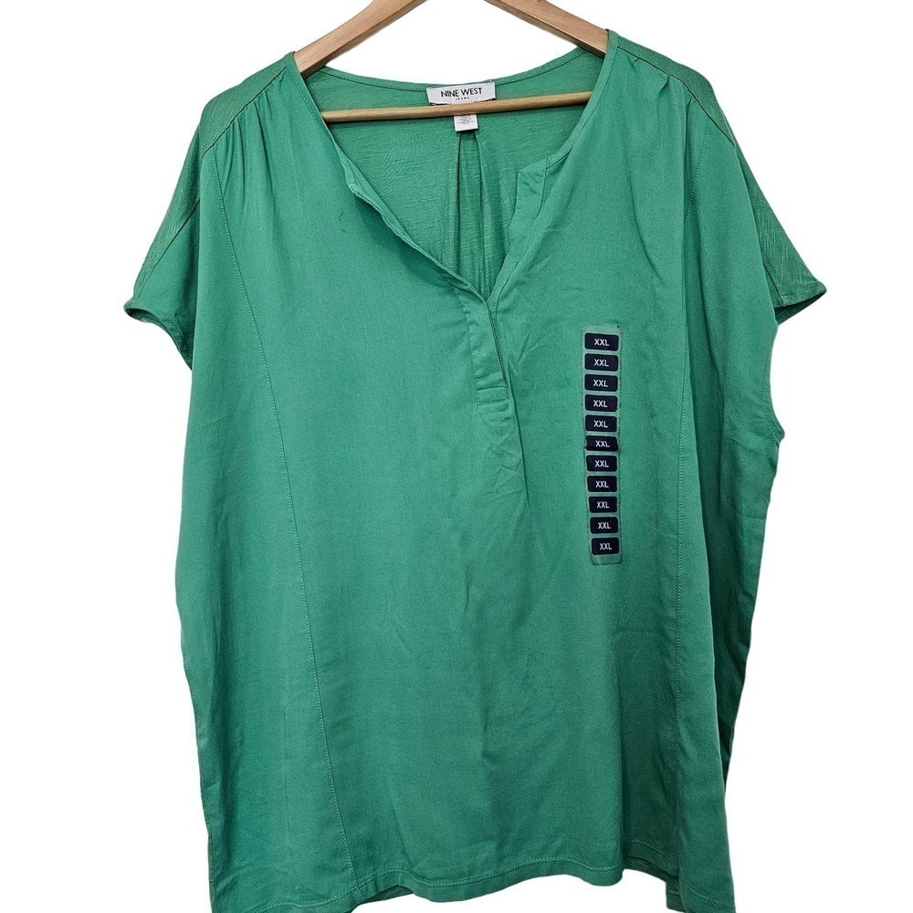 Nine West Split Neck Blouse Womens XXL Green Short Sleeve Soft Lightweight